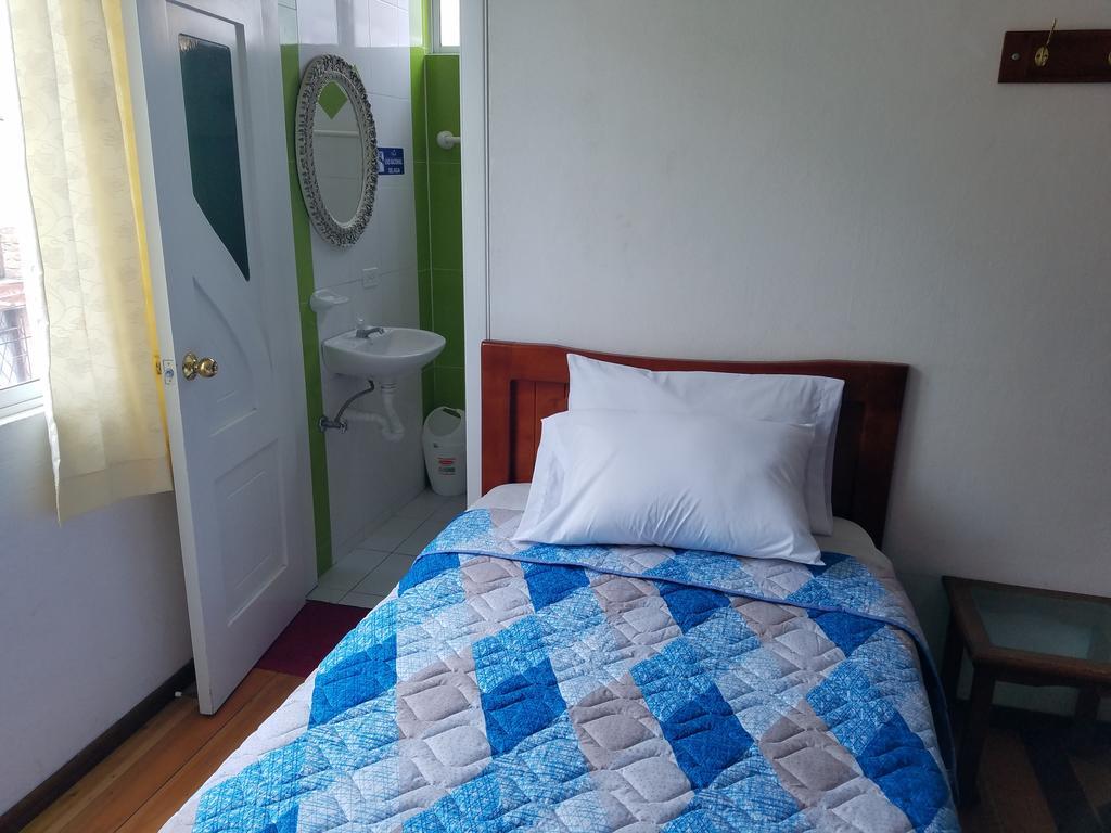Hotel Ventura リオバンバ エクステリア 写真